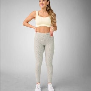 Elegant Cream Textured Leggings